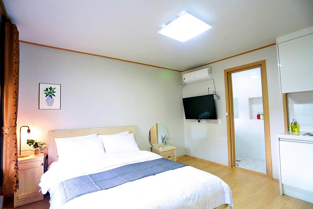 Ddobagi Pension Seogwipo Exterior foto
